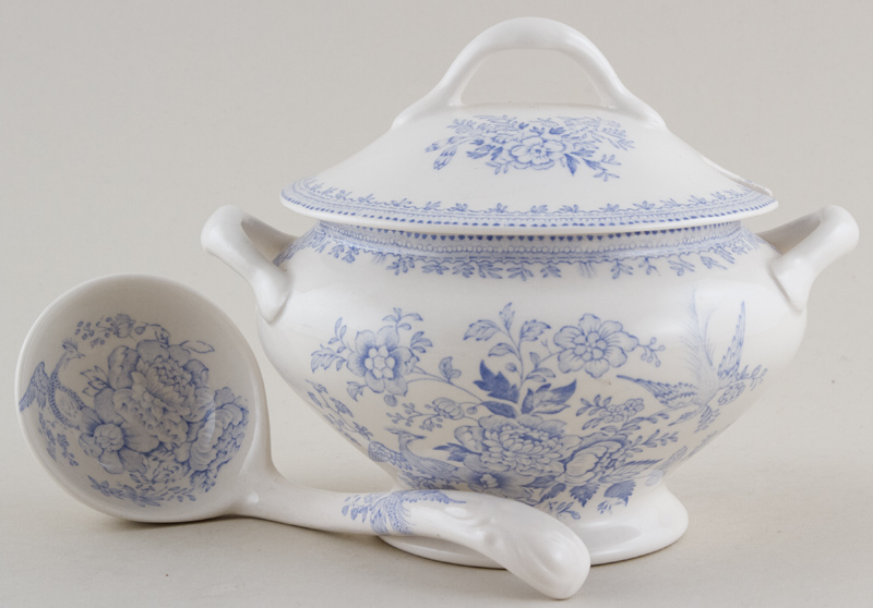 Sauce Tureen with Ladle